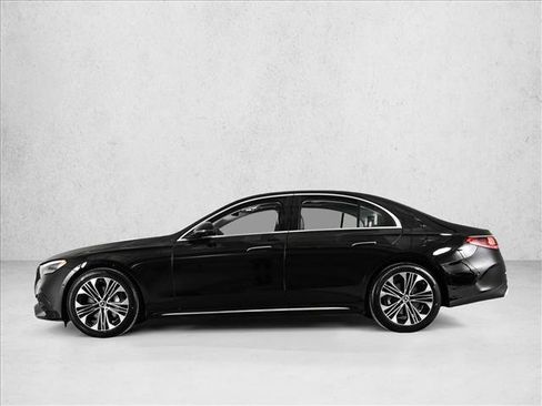New 2026 Mercedes-Benz E 350 4MATIC Sedan image 9