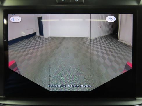 Used 2025 Ford F250 Platinum image 20