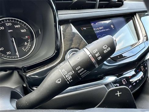 Certified 2023 Cadillac XT6 Premium Luxury image 75