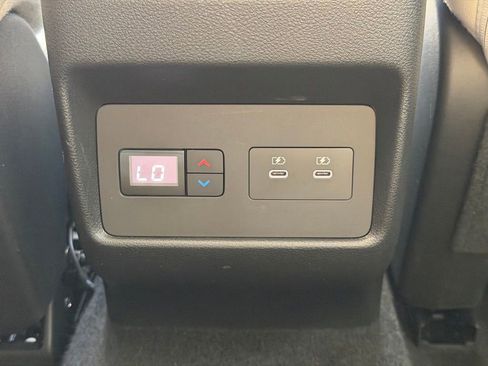 Used 2025 Nissan Rogue SL w/ Tech Package AWD/4WD image 28