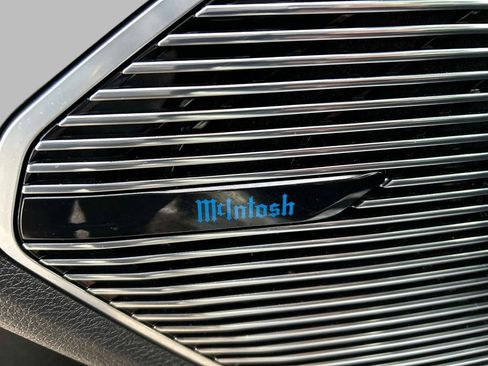 Used 2023 Jeep Grand Cherokee Overland w/ Luxury Tech Group IV image 24