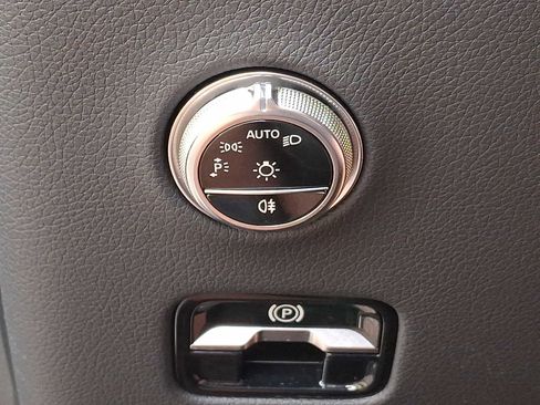 Used 2026 Mercedes-Benz GLC 300 4MATIC image 20