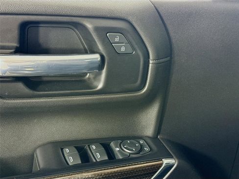 Used 2020 Chevrolet Silverado 1500 LT Trail Boss image 11