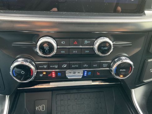 Used 2025 Ford F150 Raptor image 54