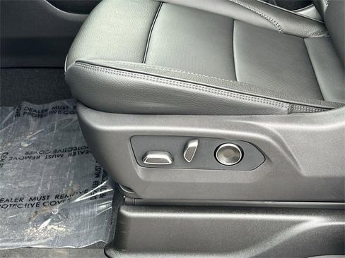 New 2026 GMC Yukon XL Denali image 23