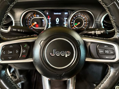 Used 2021 Jeep Gladiator Overland w/ Popular Equipment Package image 29