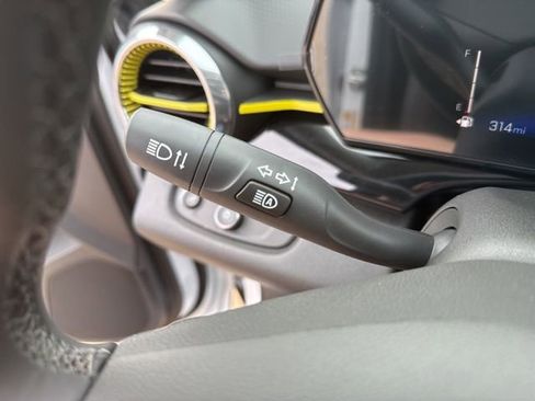 New 2026 Chevrolet Trax ACTIV w/ Driver Confidence Package FWD image 21
