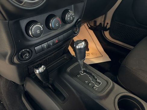 Used 2016 Jeep Wrangler Unlimited Sport w/ Quick Order Package 24S image 28