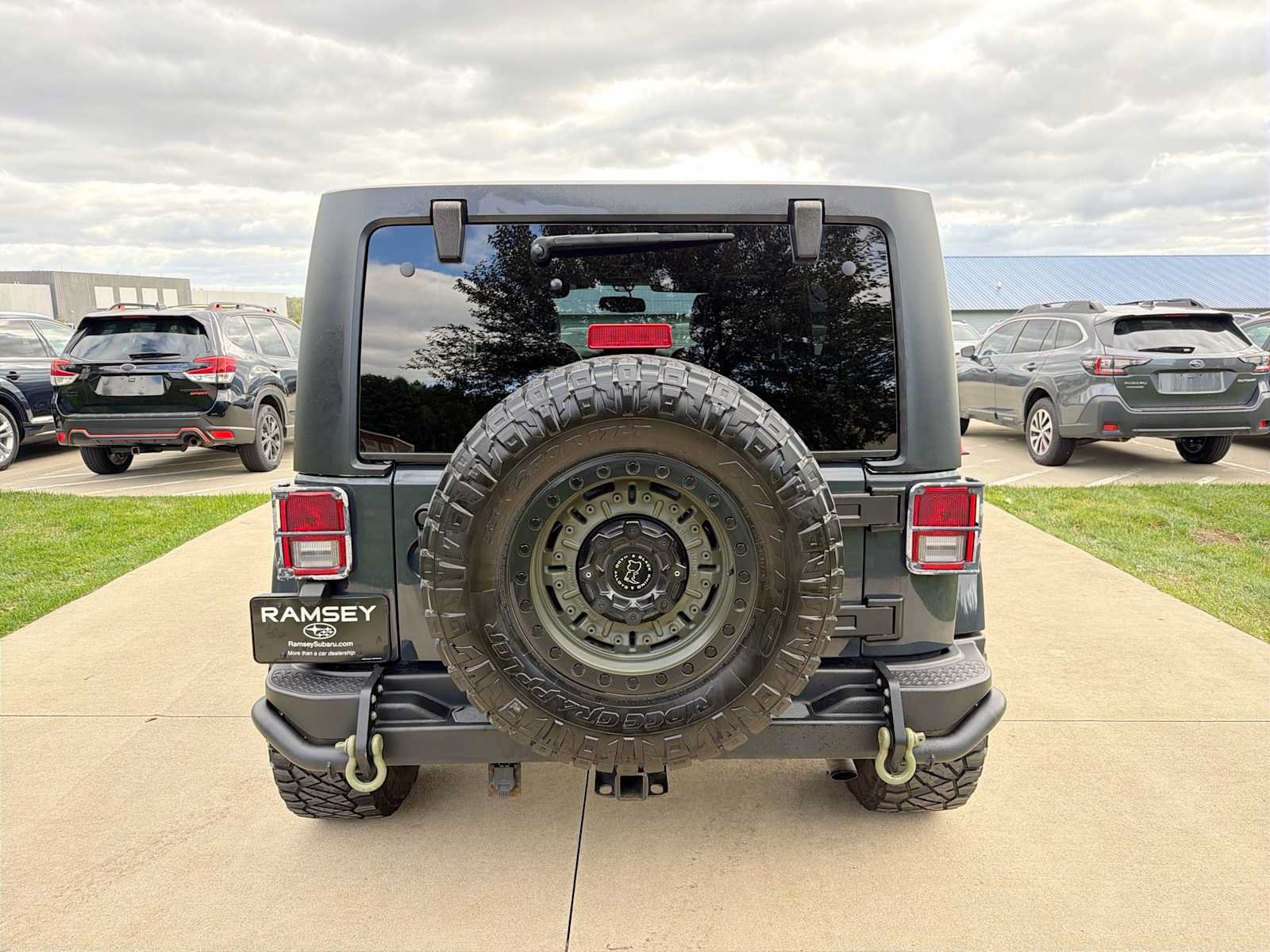 Used 2018 Jeep Wrangler Unlimited Sport AWD/4WD image 5