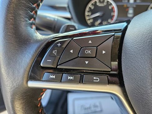 Used 2024 Nissan Altima 2.0 SR FWD image 30