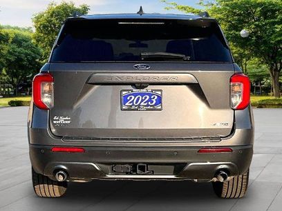 Certified 2023 Ford Explorer XLT w/ Equipment Group 202A