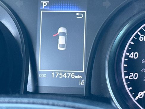 Used 2022 Toyota Camry SE image 29