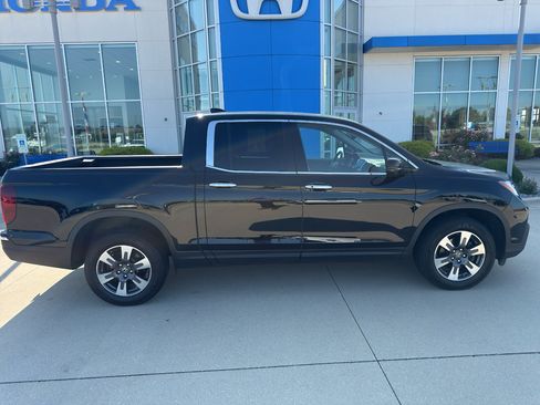 Used 2019 Honda Ridgeline RTL-E image 4