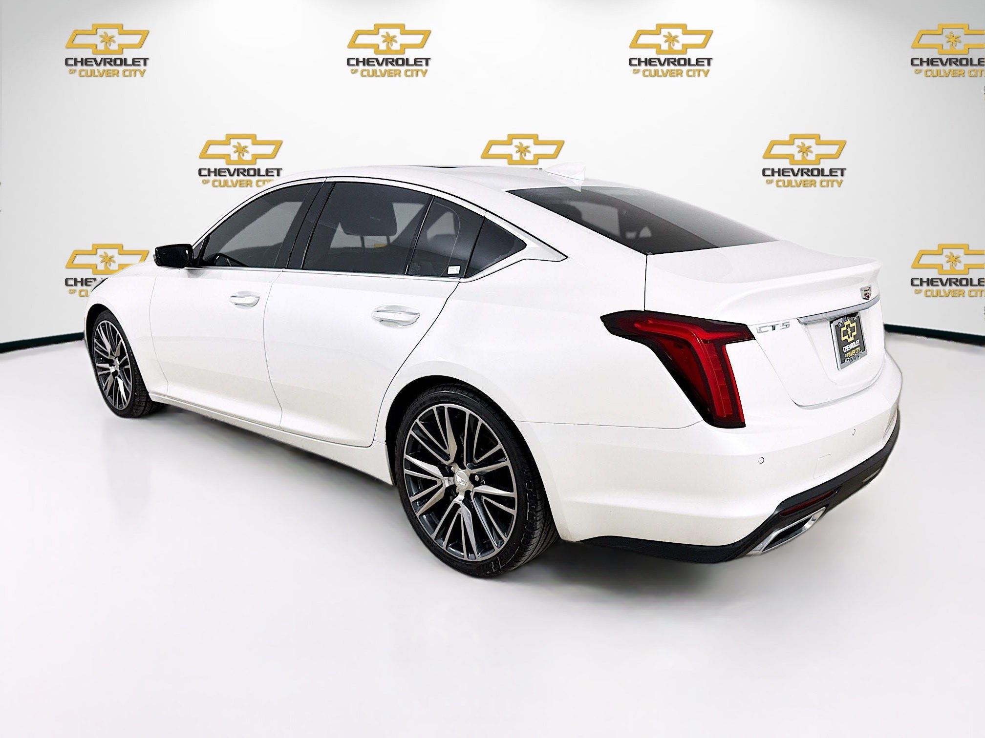 Used 2023 Cadillac CT5 Premium Luxury RWD image 6