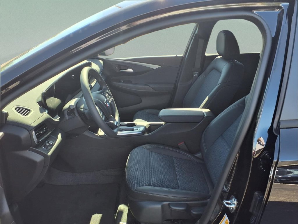 New 2026 Buick Envista Sport Touring w/ Convenience I Package FWD image 9