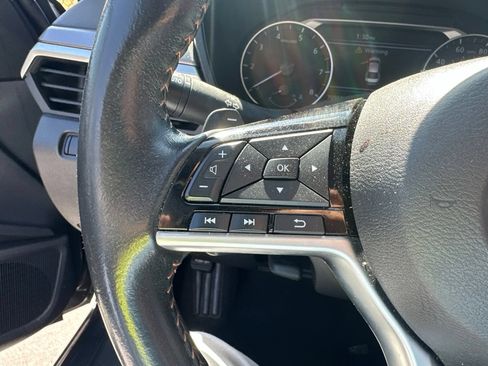 Used 2024 Nissan Altima 2.5 SR FWD image 7