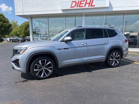 New 2026 Volkswagen Atlas SEL Premium R-Line AWD/4WD image 1