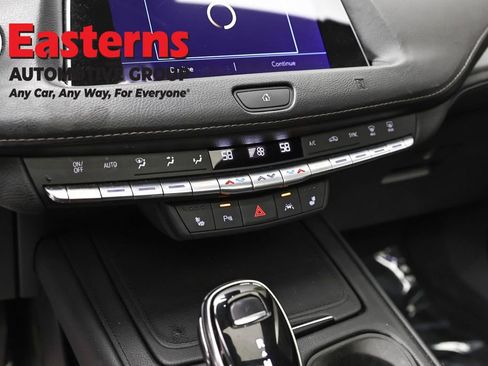 Used 2020 Cadillac XT4 Premium Luxury w/ Sun And Sound Package AWD/4WD image 19
