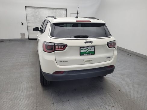 Used 2019 Jeep Compass Latitude w/ Cold Weather Group AWD/4WD image 6