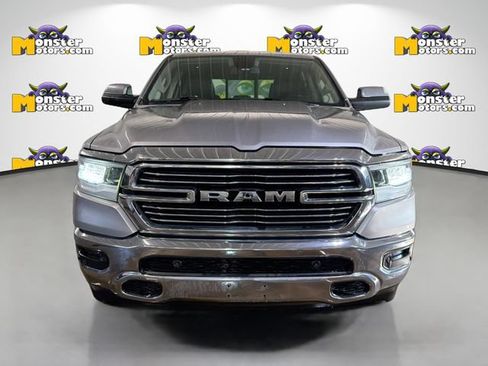 Used 2019 RAM 1500 Laramie AWD/4WD image 2