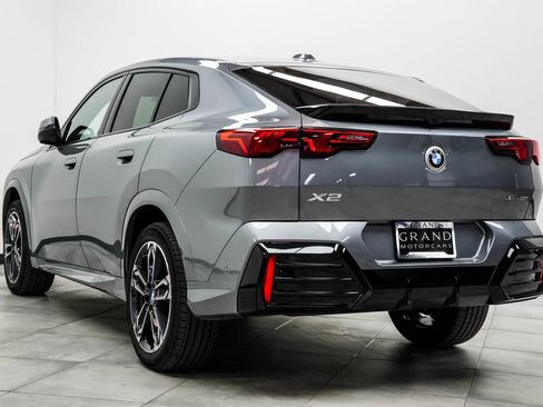 Used 2025 BMW X2 xDrive28i image 11