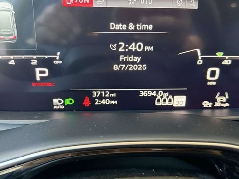 Used 2026 Audi Q8 Premium Plus AWD/4WD image 21
