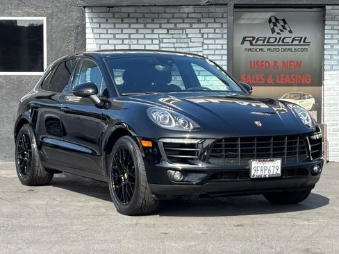 Used 2018 Porsche Macan Sport Edition image 1