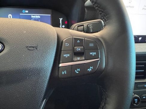 Certified 2025 Ford Maverick XLT w/ XLT Luxury Package AWD/4WD image 17