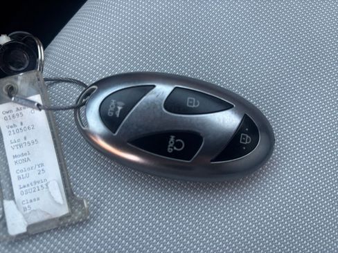 Used 2025 Hyundai Kona SEL image 22