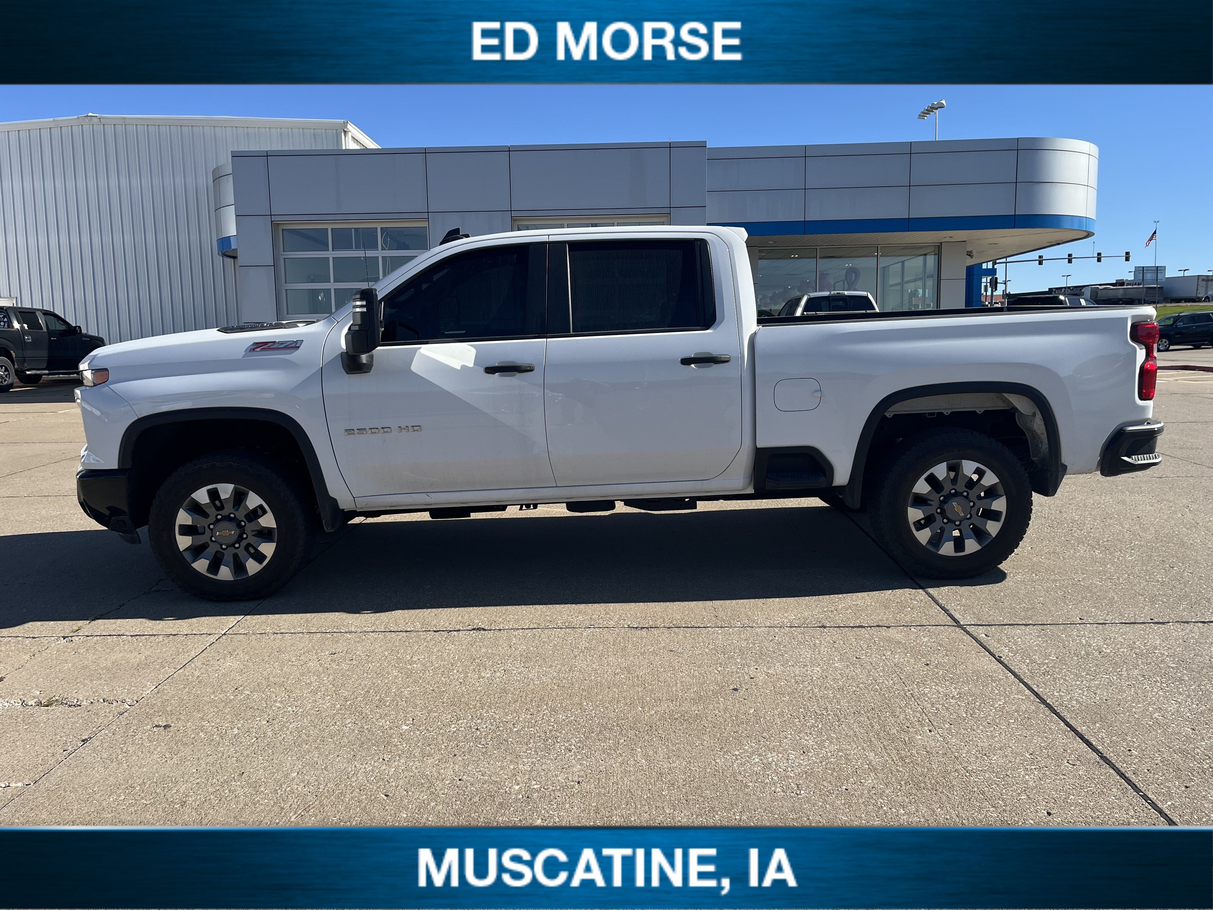 Used 2025 Chevrolet Silverado 2500 Custom w/ Custom Value Package AWD/4WD image 2