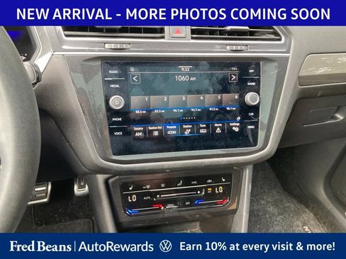Used 2023 Volkswagen Tiguan SE R-Line FWD image 12