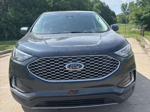 Certified 2023 Ford Edge SEL w/ Convenience Package AWD/4WD image 10
