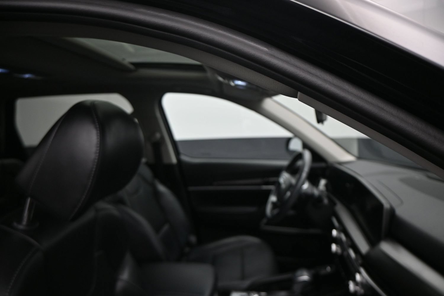 Used 2024 Kia Telluride S w/ S Sunroof Package FWD image 8