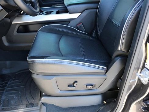 Used 2022 RAM 2500 Laramie image 14