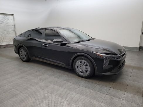 Used 2025 Kia K4 FWD image 11