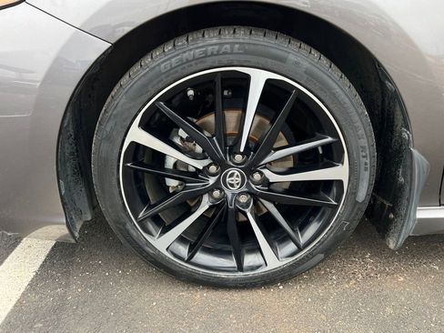 Used 2018 Toyota Camry XSE image 45