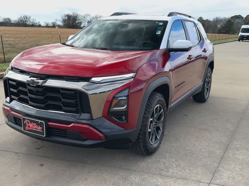 Used 2025 Chevrolet Equinox ACTIV w/ Safety and Technology Package image 5