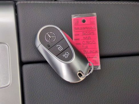 New 2025 Mercedes-Benz C 300 4MATIC Sedan image 33