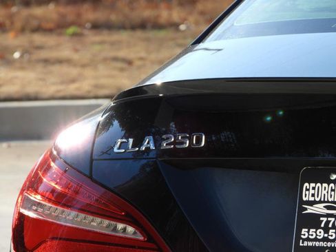 Used 2019 Mercedes-Benz CLA 250 image 9