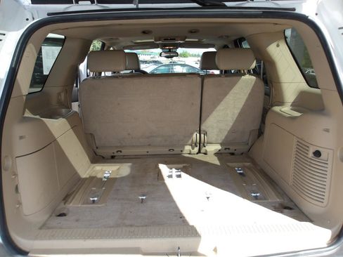 Used 2010 Chevrolet Tahoe 4WD Hybrid image 11