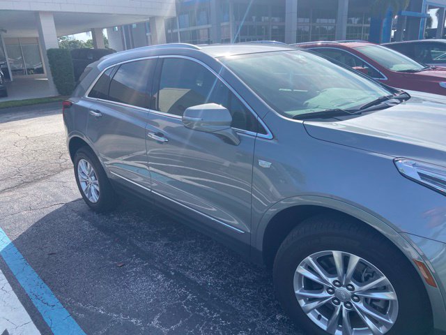 Certified 2024 Cadillac XT5 Luxury FWD image 1