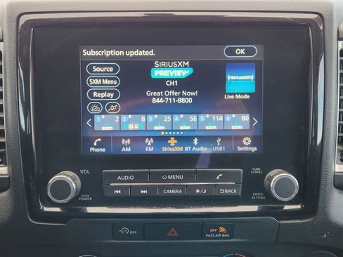 Used 2023 Nissan Frontier SV image 18