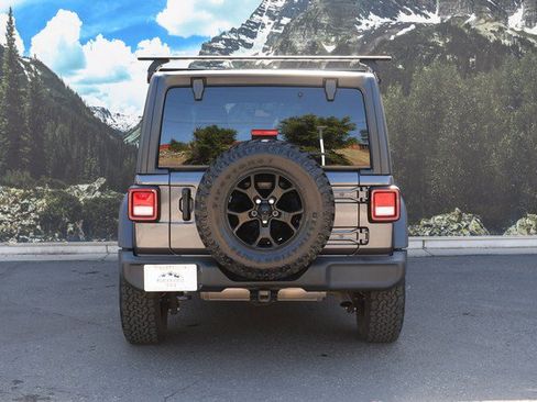 Used 2021 Jeep Wrangler Unlimited Sport AWD/4WD image 10