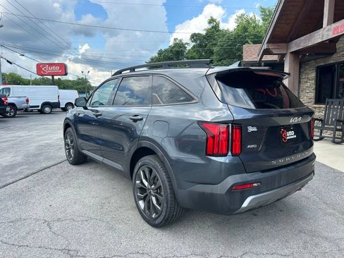Used 2022 Kia Sorento SX Prestige w/ Rust Color Package AWD/4WD image 3
