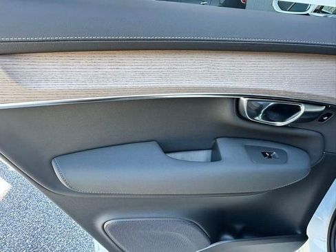 New 2026 Volvo XC90 B5 Core image 21