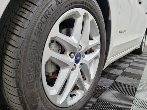 Used 2018 Ford Fusion Titanium FWD image 31