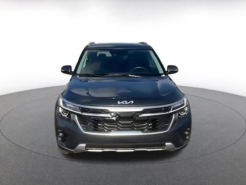 Used 2025 Kia Seltos S image 4