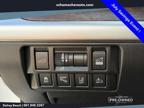 Used 2018 Subaru Outback 2.5i Limited AWD/4WD image 26