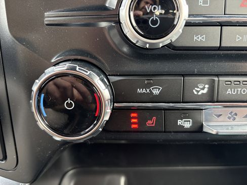 New 2026 Ford F150 XLT w/ Equipment Group 302A MID image 31