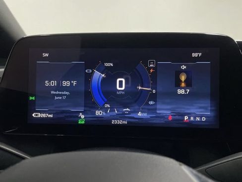 Used 2026 Chevrolet Equinox EV LT w/ Comfort Package AWD/4WD image 10